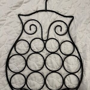 Black Metal Owl Belt Organizer